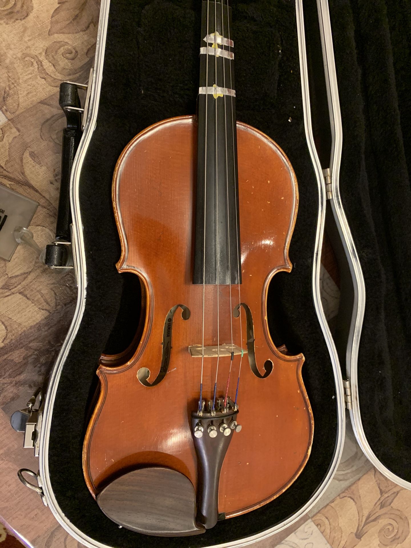 Yamaha Violin 1/2 size model V-5 with plastic case