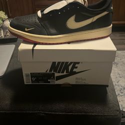 Air Jordan 1 Retro 