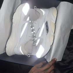 Dior B22 White Silver