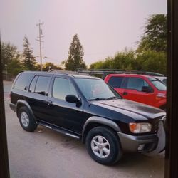 2000 Nissan Pathfinder