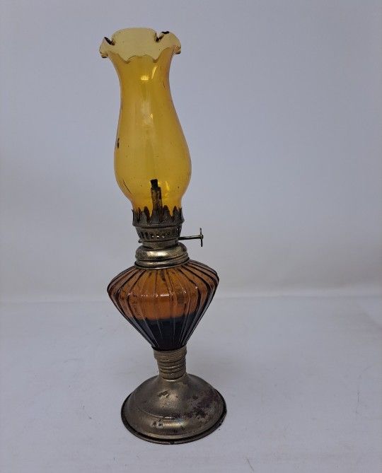 Vintage Amber Glass & Hurricane Kerosene Oil Lamp Antique