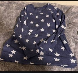 Juniors top size lrg