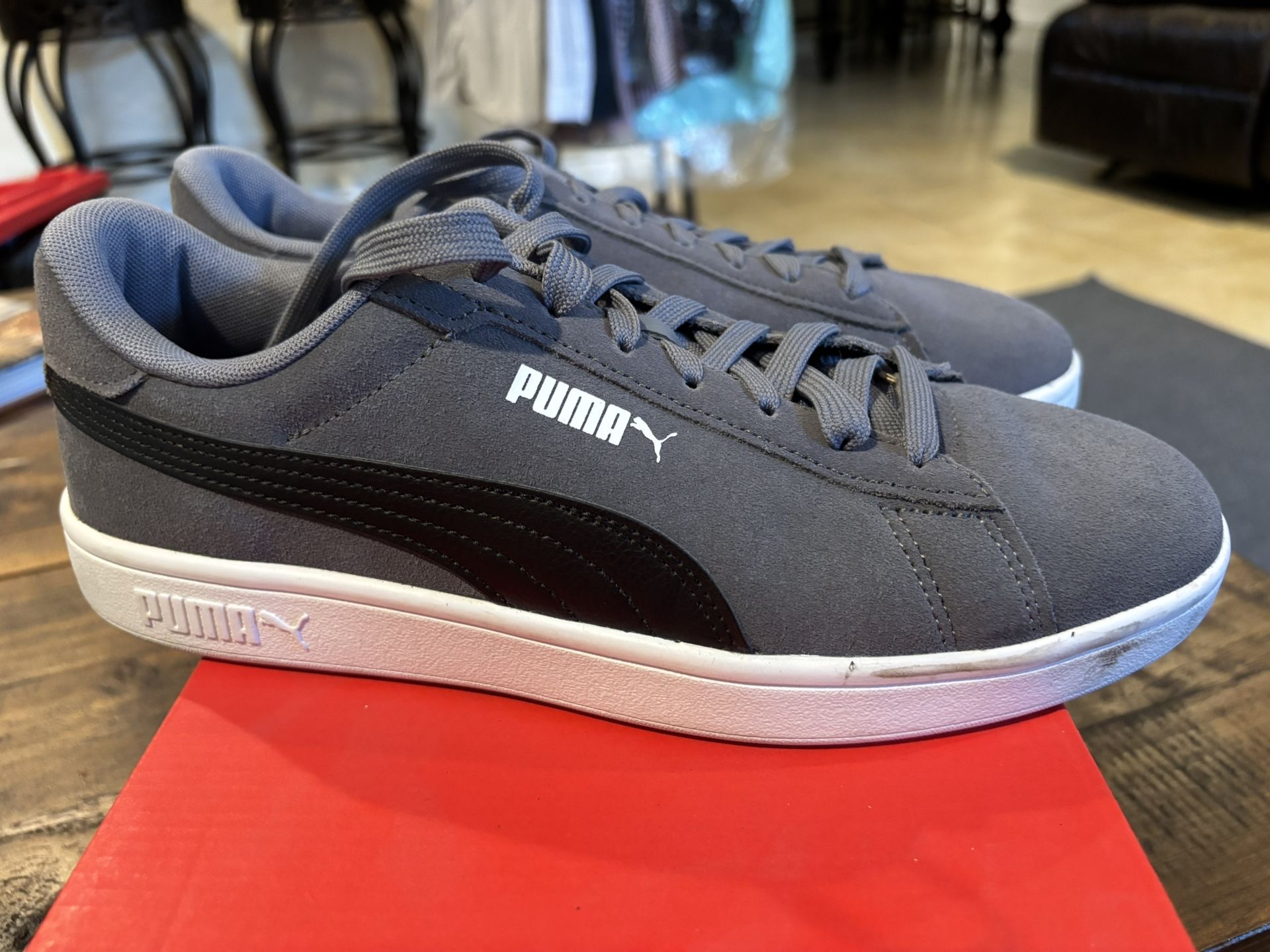 Puma 2 Pairs Of Semi New Shoes 