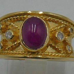14KT GOLD RING CABOCHON RED STONE AND DIAMONDS SIZE 6.5 10.9 GRAMS VERY GOOD