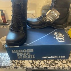 Mens Black Boots, New. Size 12