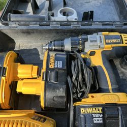 DeWalt 18V XRP Drill Set 