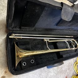 Corneta Se Vende Así Como Se Mira 