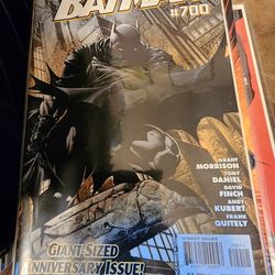 BATMAN Vol. 1 issue 700