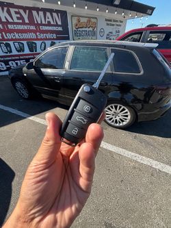 Llaves de autos / car keys and remotes