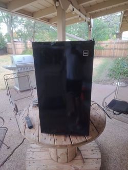 Little refrigerator