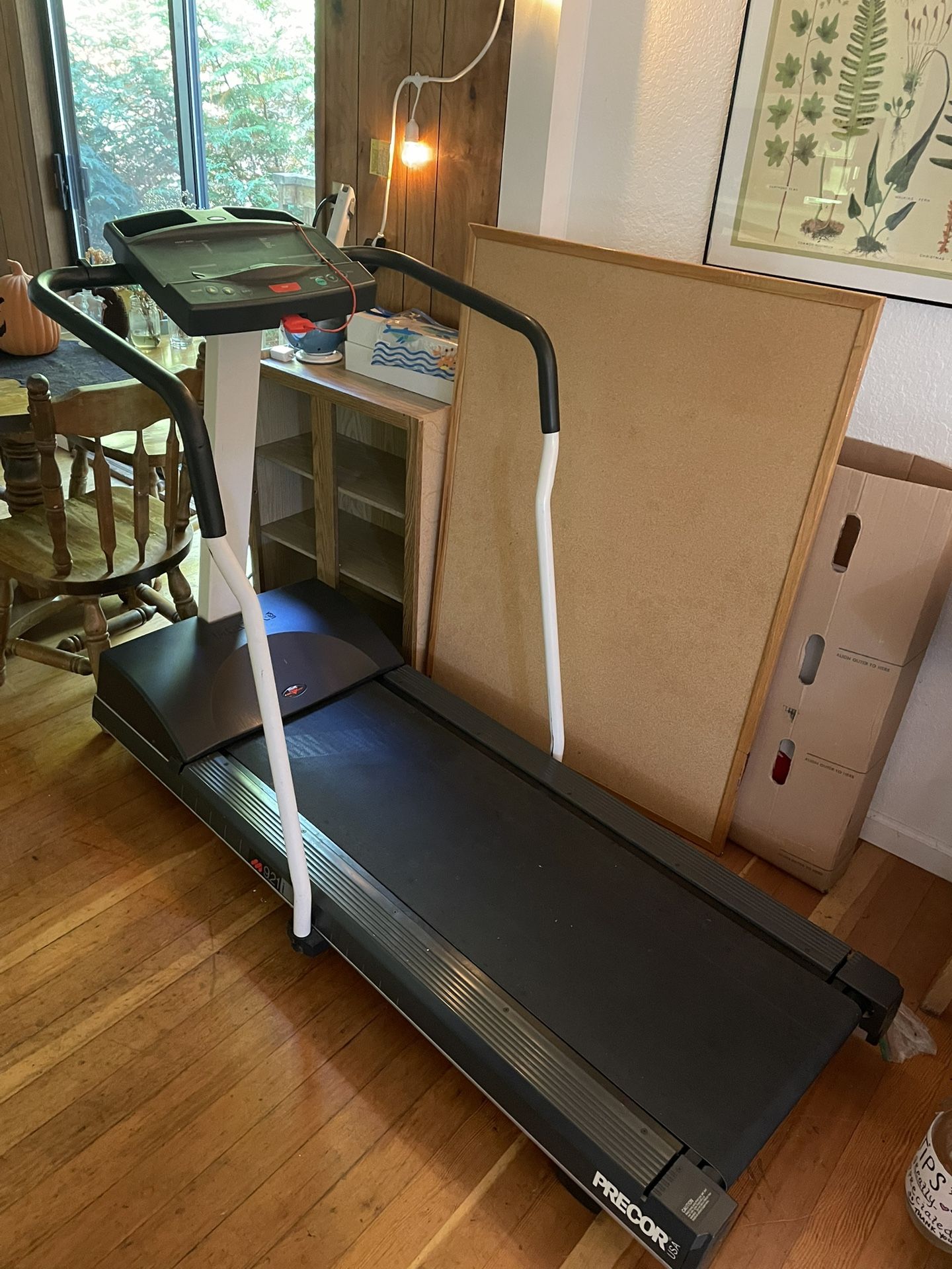 Precor 9.21i Treadmill