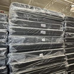 Queen Size Deluxe Mattress