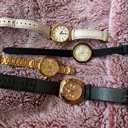 Girl Watches 