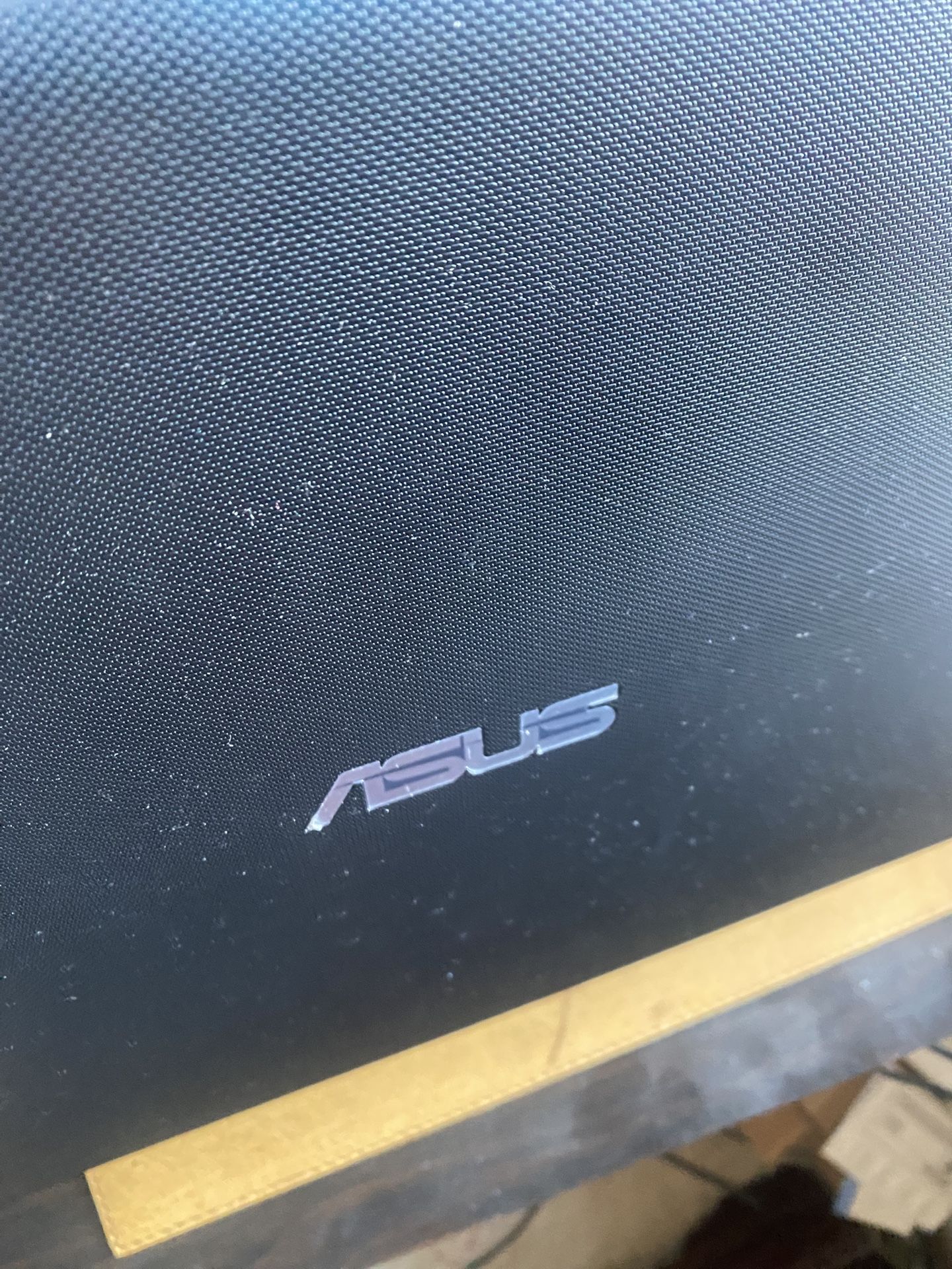 Asus Laptop-windows 10 Like New W/charger