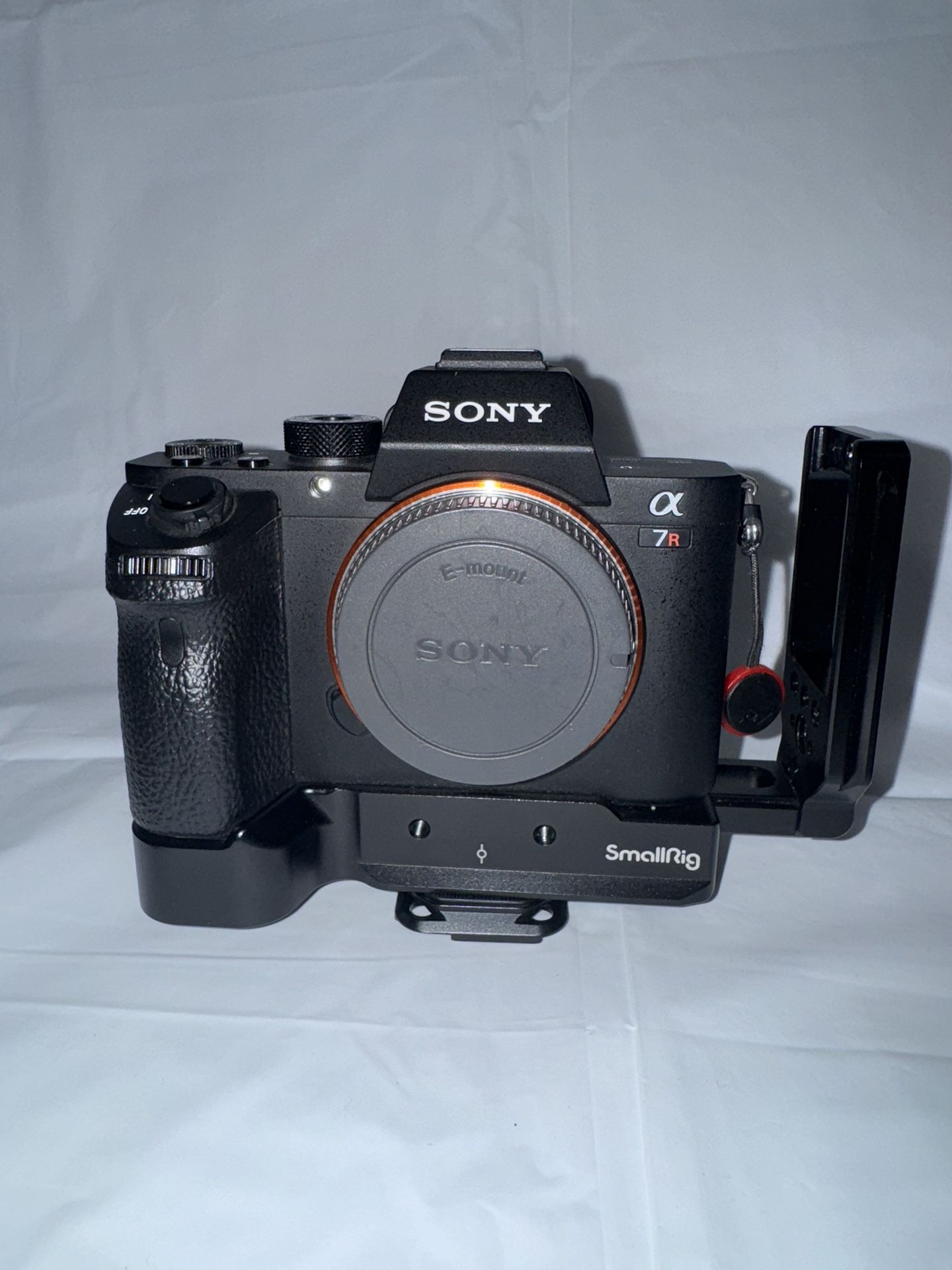 Sony A7Rii Body Only + SmallRig