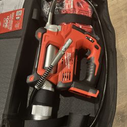 M18 grease Gun 2-speed With (1) 1.5 Batterie Charger Tool Bag New 
