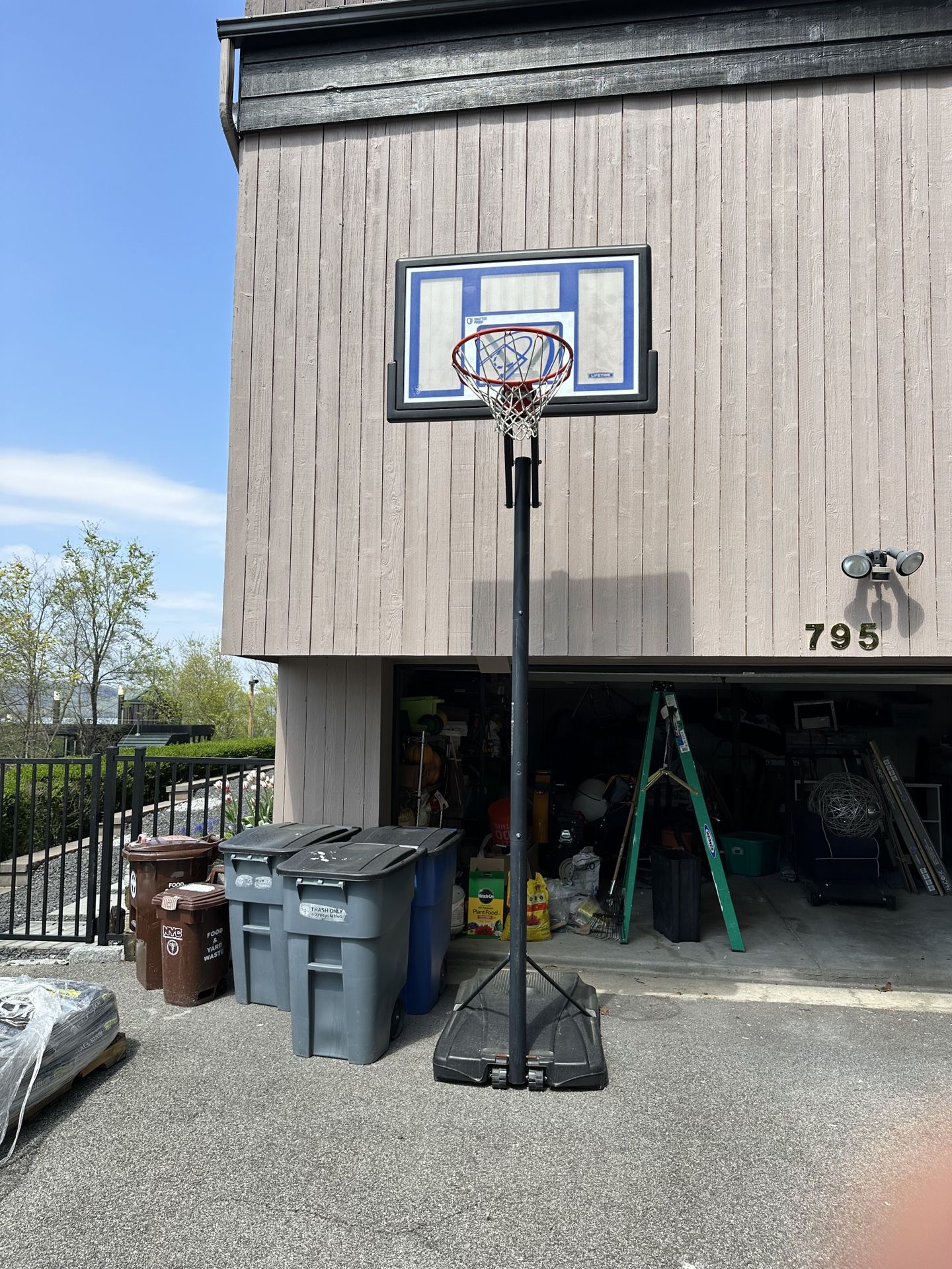 Basketball Hoop (SALE or Best Offer)