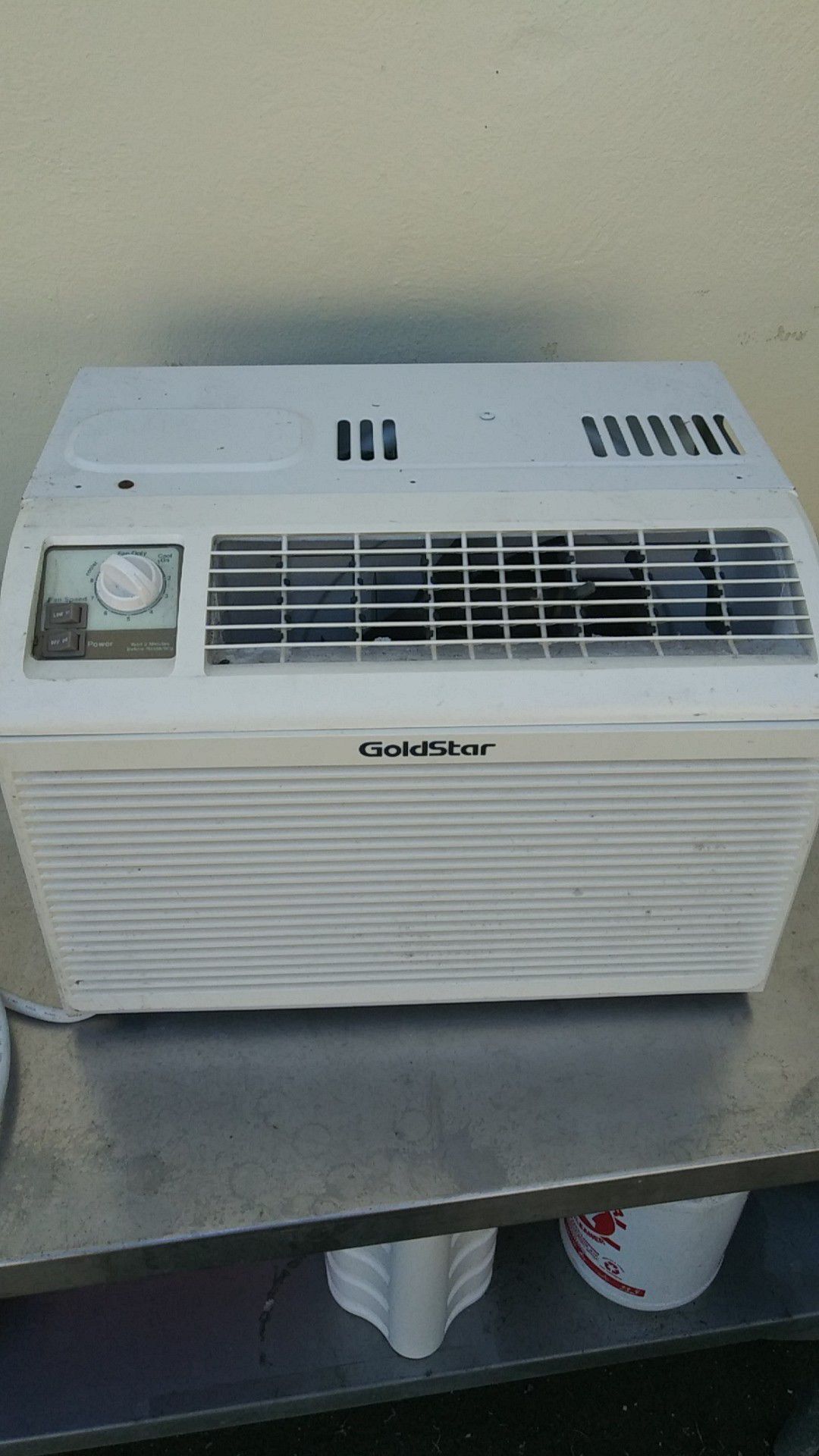 Goldstar 5000 BTU air conditioner