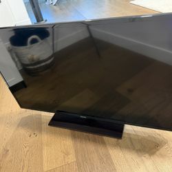 Samsung 46” Smart TV (1080p LED) - Works Great
