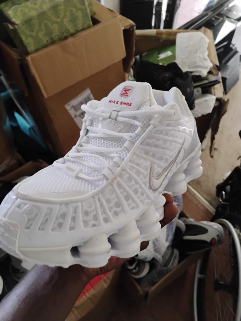 Nike Shocks
