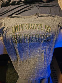 University of San Francisco small t shirt