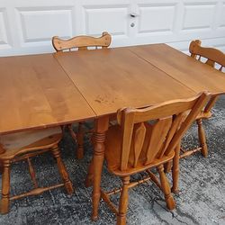 Solid Maple Table With Drop Leaf And 4 Chairs