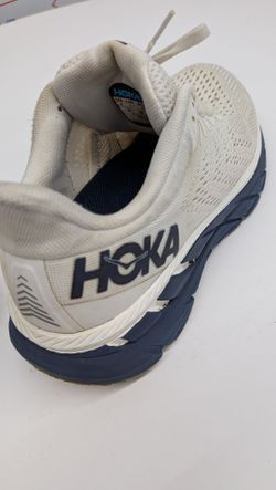 HOOKA women's size 8 $60