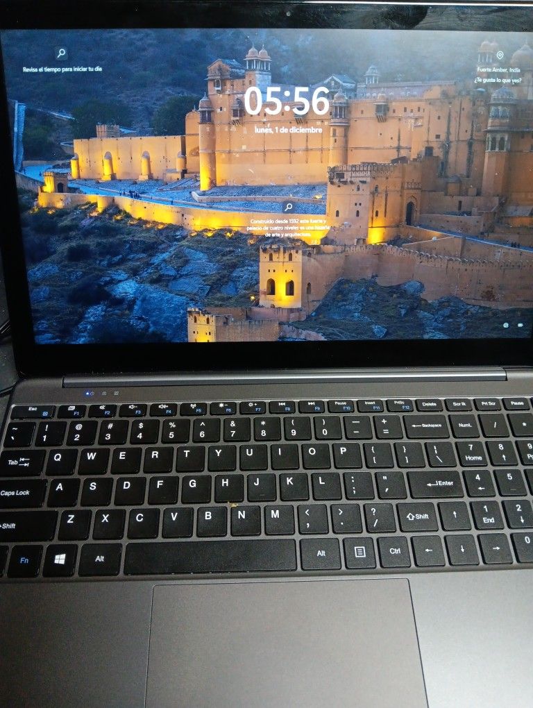 MaxBook X15 Pro .