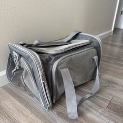 Soft Sided Animal Carrier 