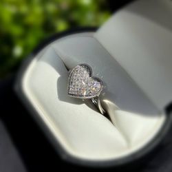 Jewelry 10k solid white gold diamonds 0.3CTW heart ring sz 7.00