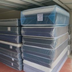 Brand New Twin Size Mattress 14” Thick 🌟 Pillow Top – Factory Direct! Also available in Full, Queen & King. Ask about our Same-Day Delivery 🚚 