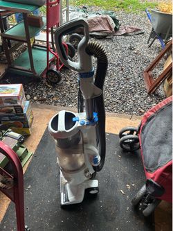 Hart upright, PetSmart, vacuum cleaner
