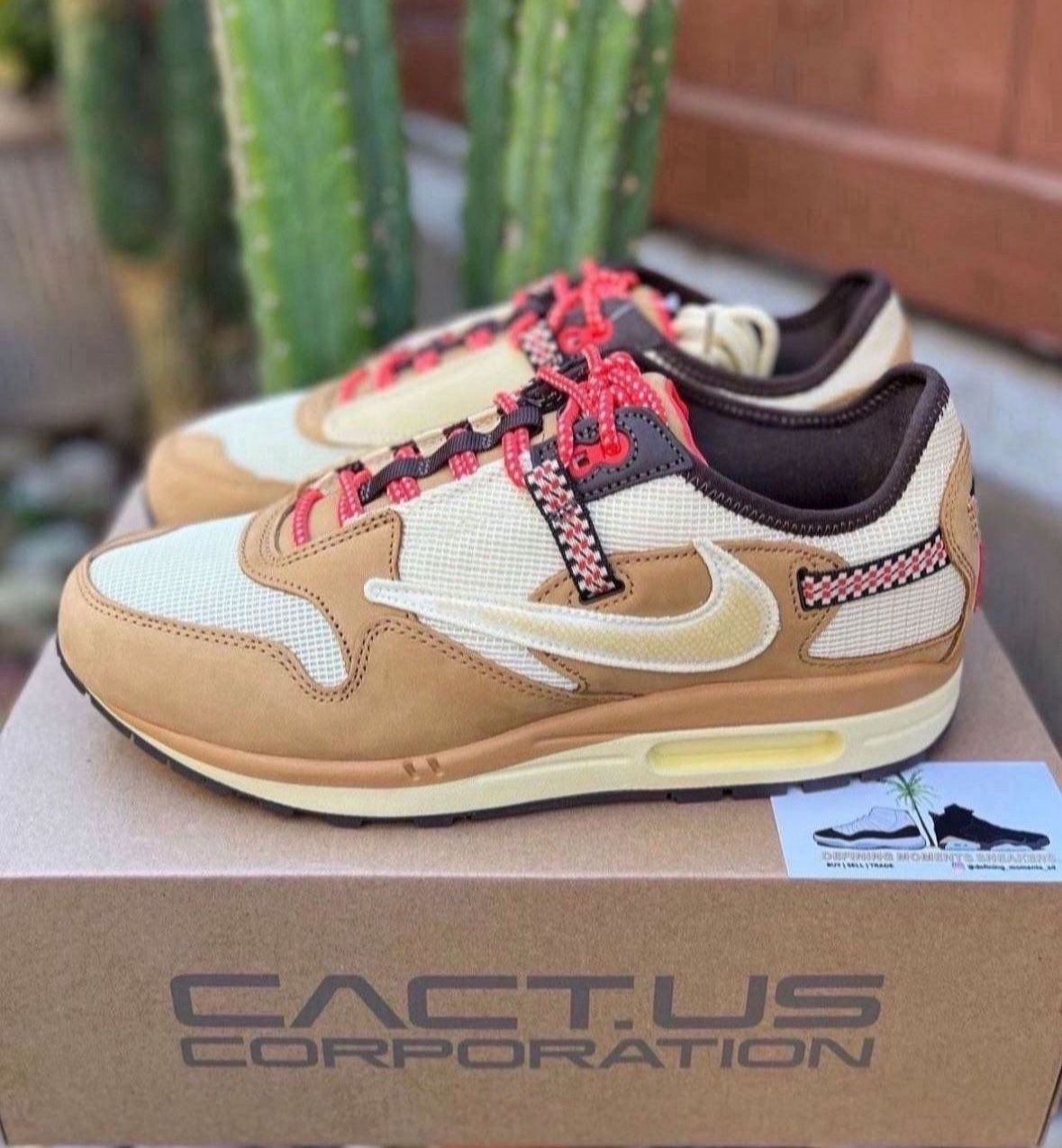 Nike Air Max Travis Scott Wheat Size 9.5