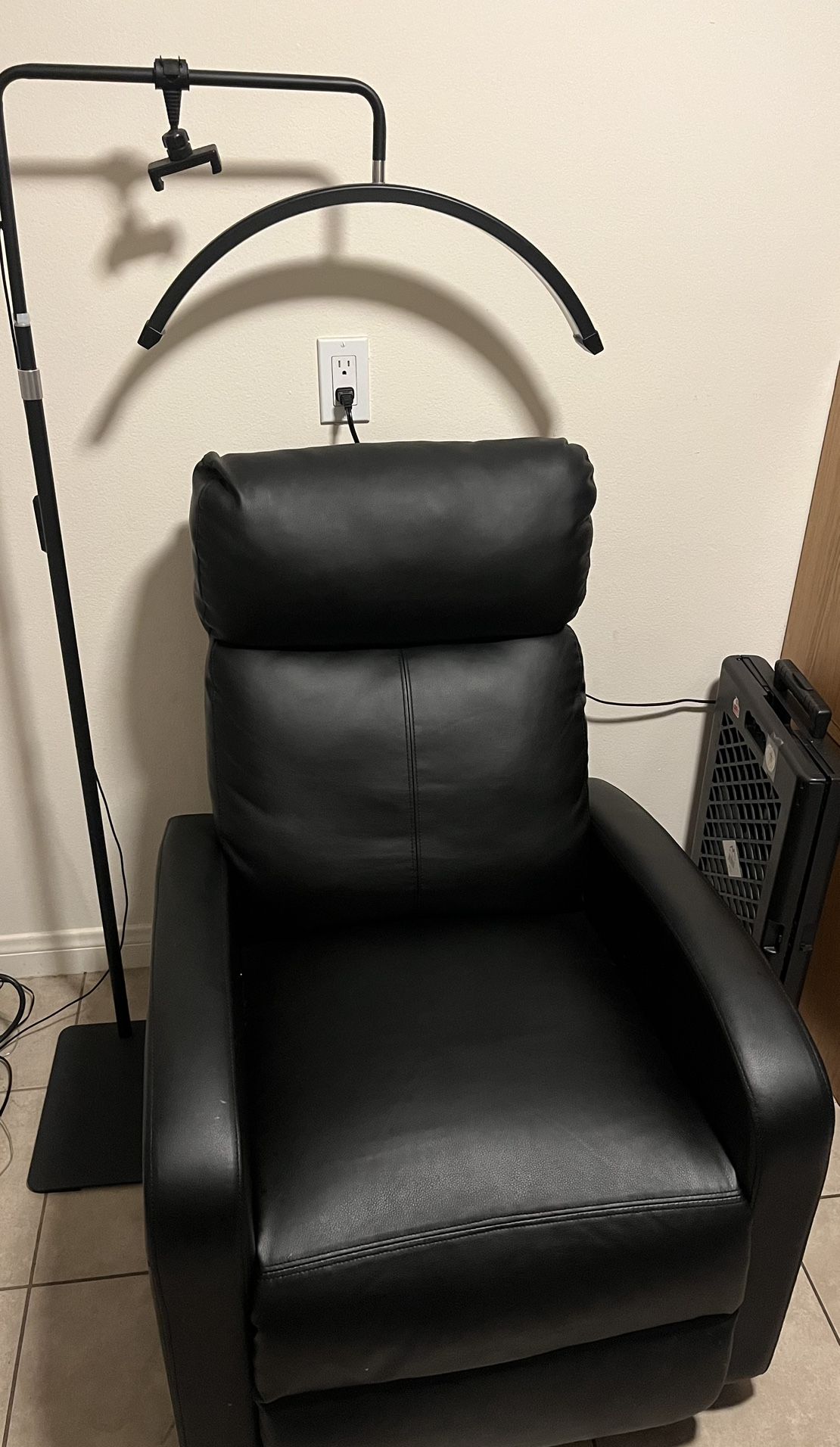 Recliner Sofa And Lamp