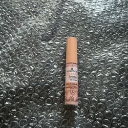 Lip Serum