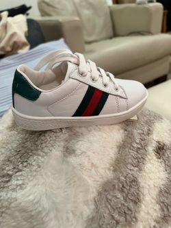 New authentic Gucci kids sneaker