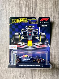 Hot Wheels Premium “Formula 1” Series - 2024 Oracle Red Bull  Racing - RB20 Car