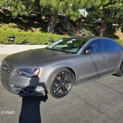 2013 Audi S8
