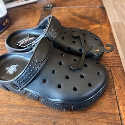 ♥️♥️Brand New Wild Wear Clogs shoes For Women And Men Size 7♥️♥️