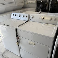 Kenmore Top Load 4.5 Washer And Gas Dryer Set