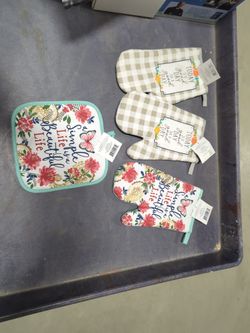 Oven Mitts/Pot Holder