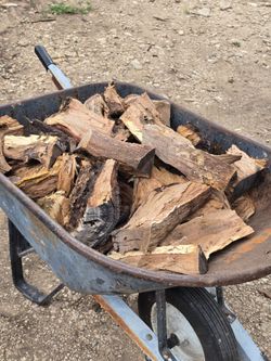 Small Wheel barrow of Premium Seasoned OAK Firewood CHUNKS - $25🔥