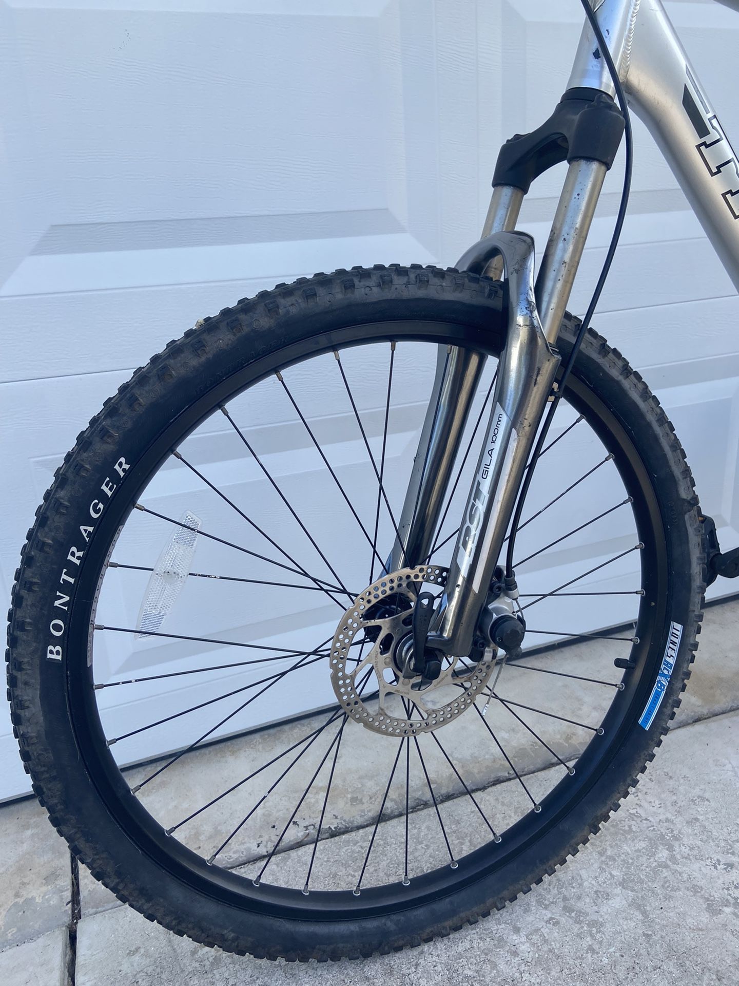 Carrera kraken 2003 hotsell