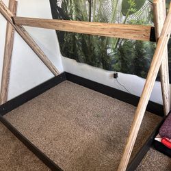 Bed Frame Teepee