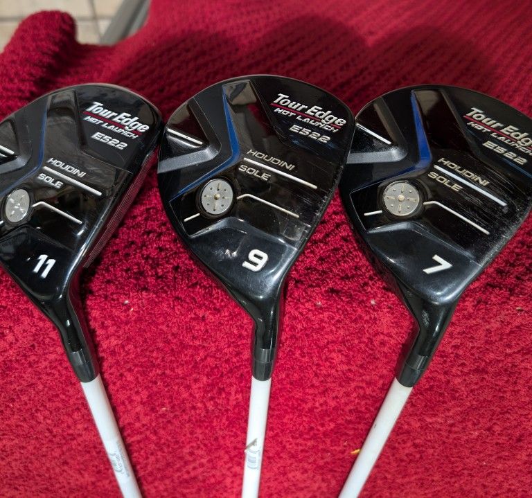 Women's Tour Edge HotLaunch E522 woods set w Houdini Sole.