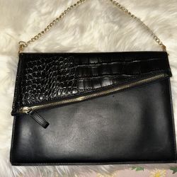 Faux Leather Crocodile Pattern Black Envelope Zip