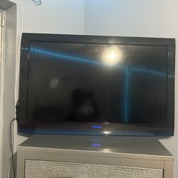 Toshiba 39” LCD TV - Works Perfectly!