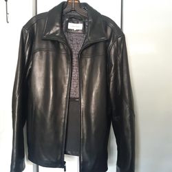 CALVIN KLEIN LEATHER JACKET, SIZE M WORN TWICE IN EXCELENT CONDITION 
