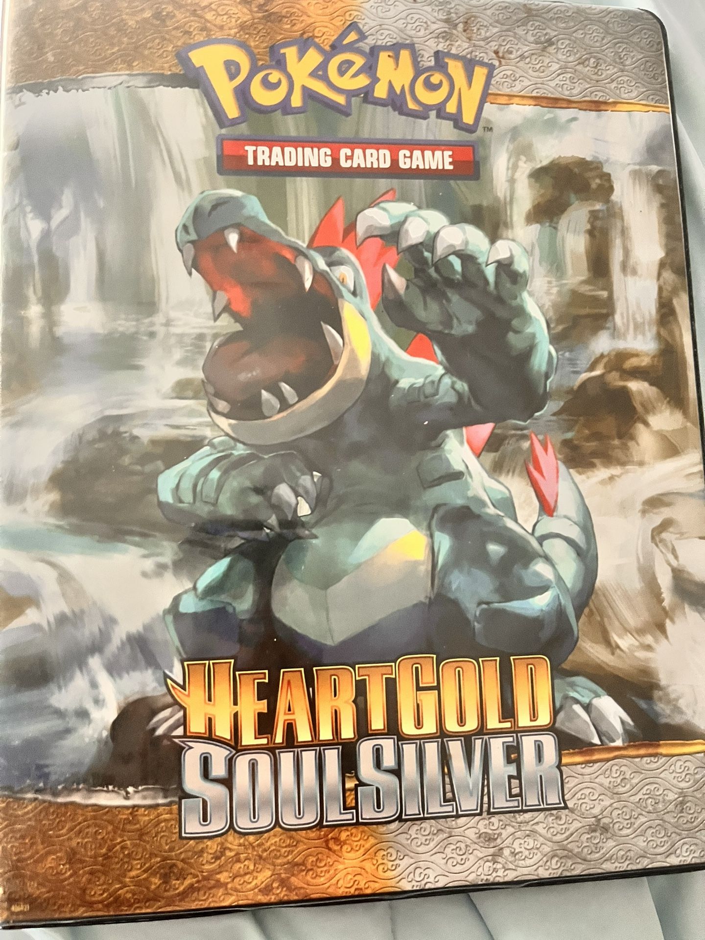 Around 200 Pokémon cards