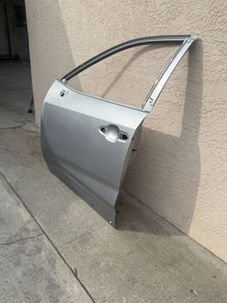2023 Toyota RAV4 driver side door